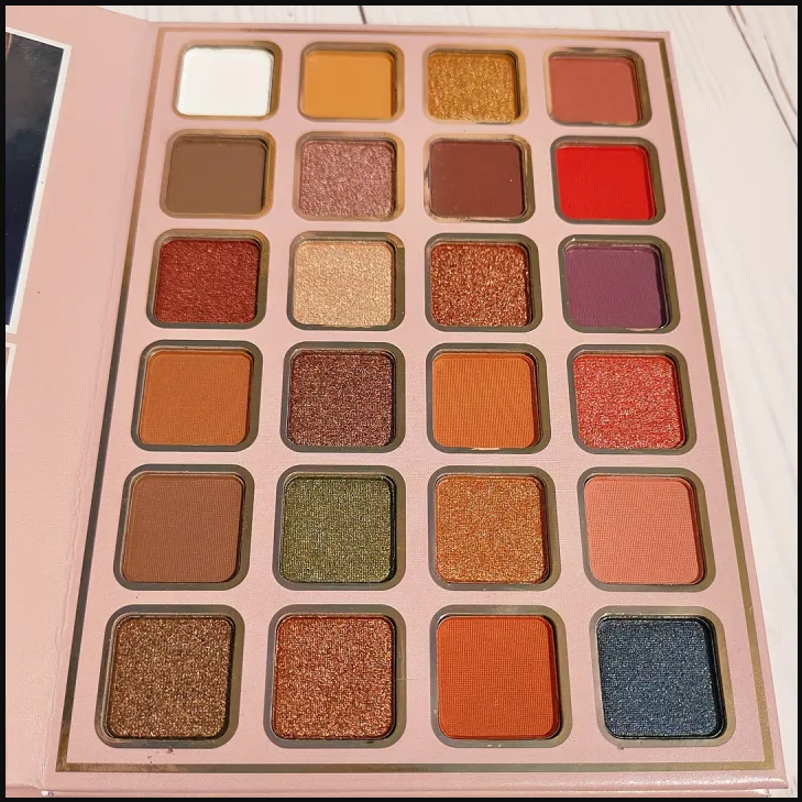 🎁 5 in 1 Makeup Book – All-in-One Beauty & Makeup Kit Buy 1 Get 1 Free | One Book. Endless Beauty Looks. 🛍️